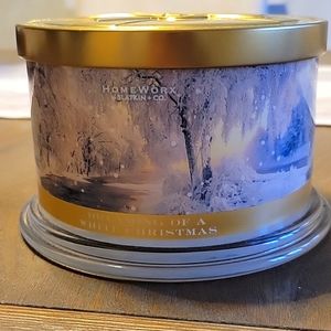 Homeworx Dreaming of a White Christmas candle